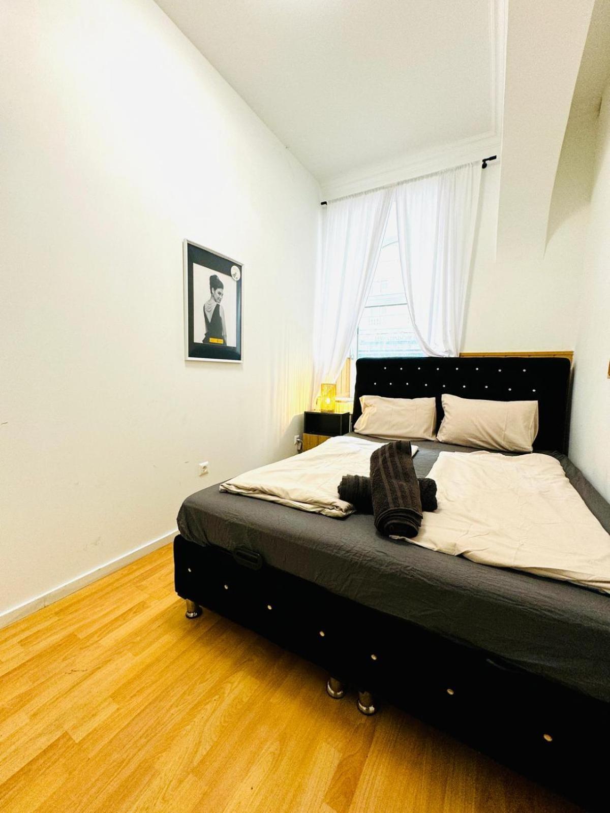 Comfy Rooms In A Shared Apt, 8Min To Rathausplatz Wenen Buitenkant foto