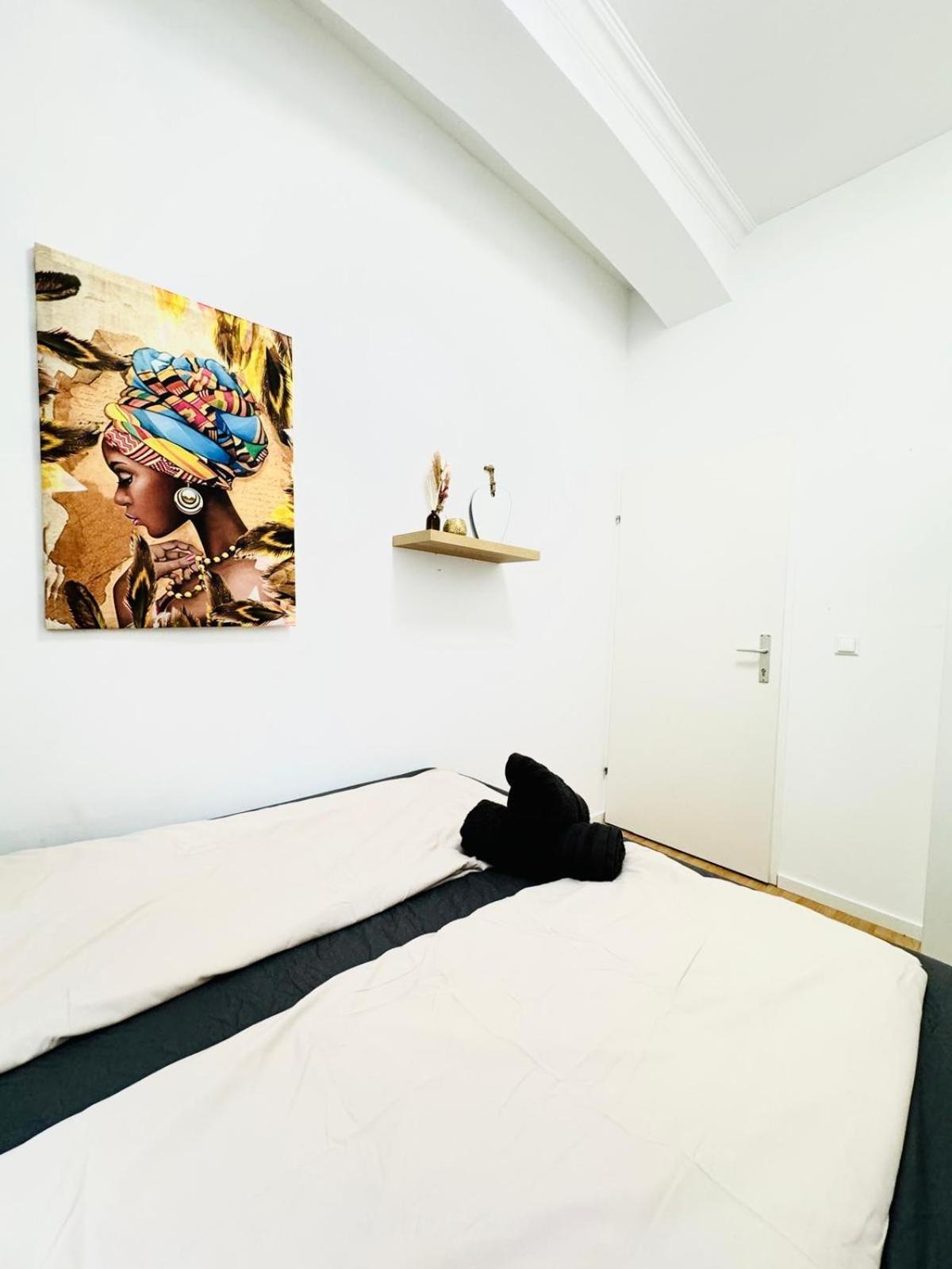 Comfy Rooms In A Shared Apt, 8Min To Rathausplatz Wenen Buitenkant foto