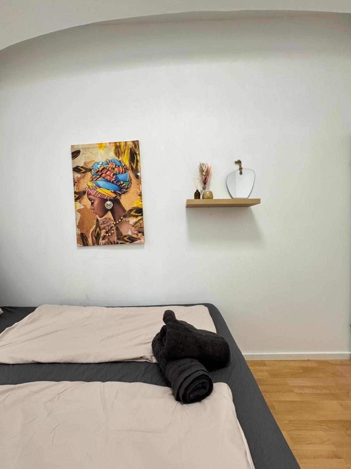 Comfy Rooms In A Shared Apt, 8Min To Rathausplatz Wenen Buitenkant foto