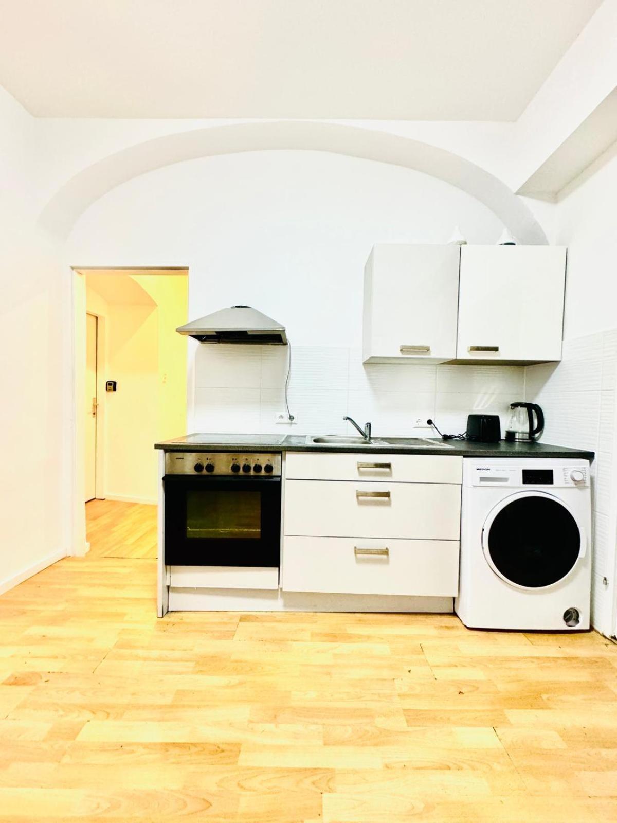 Comfy Rooms In A Shared Apt, 8Min To Rathausplatz Wenen Buitenkant foto
